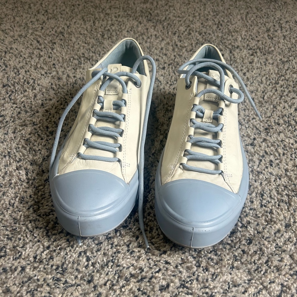 ECCO Flexure T-cap